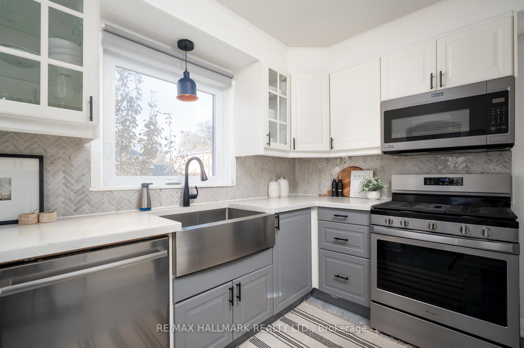 Photo 14 of 446 Mortimer Avenue, Toronto, Danforth Village-East York — HOMEH