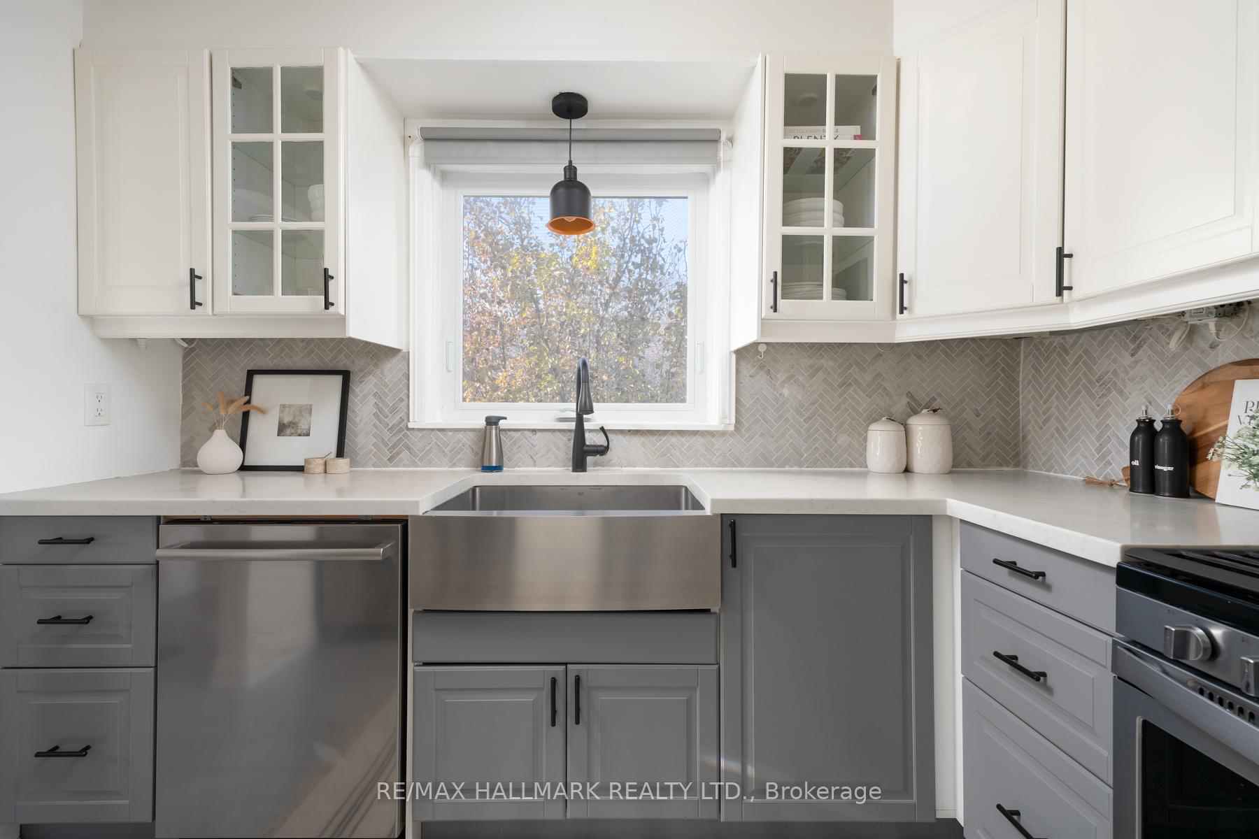 Photo 15 of 446 Mortimer Avenue, Toronto, Danforth Village-East York — HOMEH
