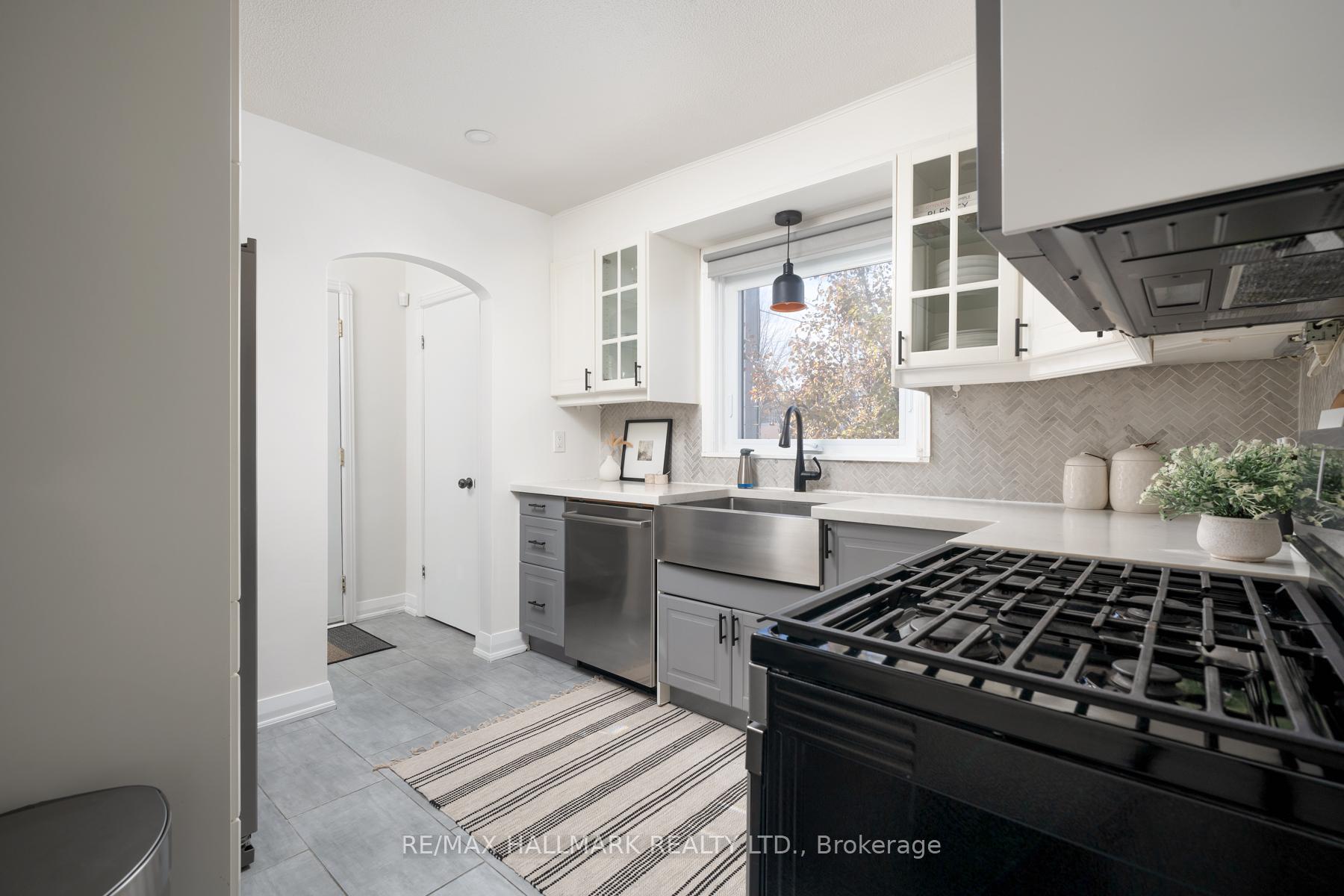 Photo 17 of 446 Mortimer Avenue, Toronto, Danforth Village-East York — HOMEH