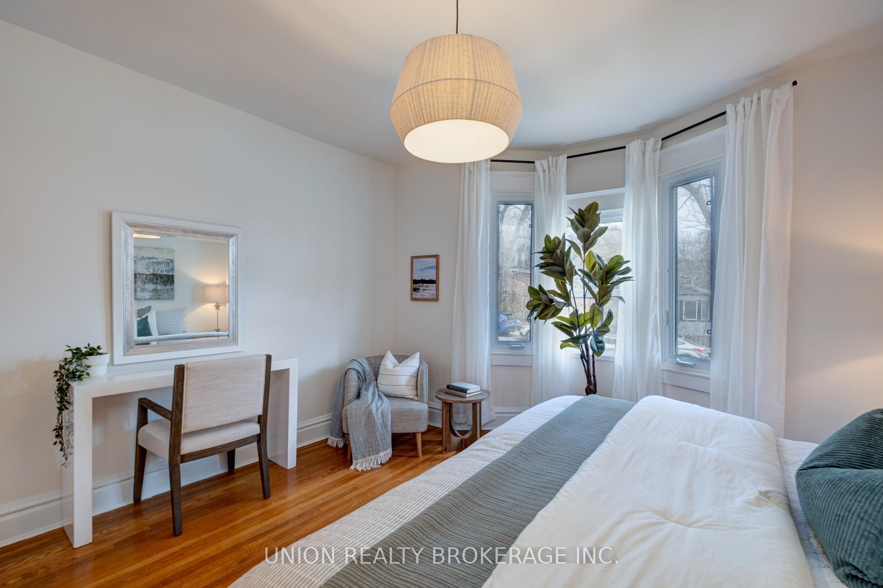 Photo 9 of 146 Beech Avenue, Toronto, The Beaches — HOMEH