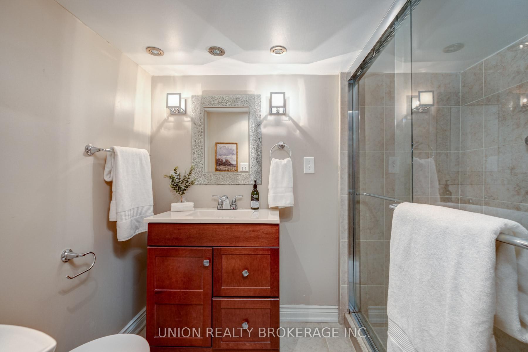 Photo 16 of 146 Beech Avenue, Toronto, The Beaches — HOMEH