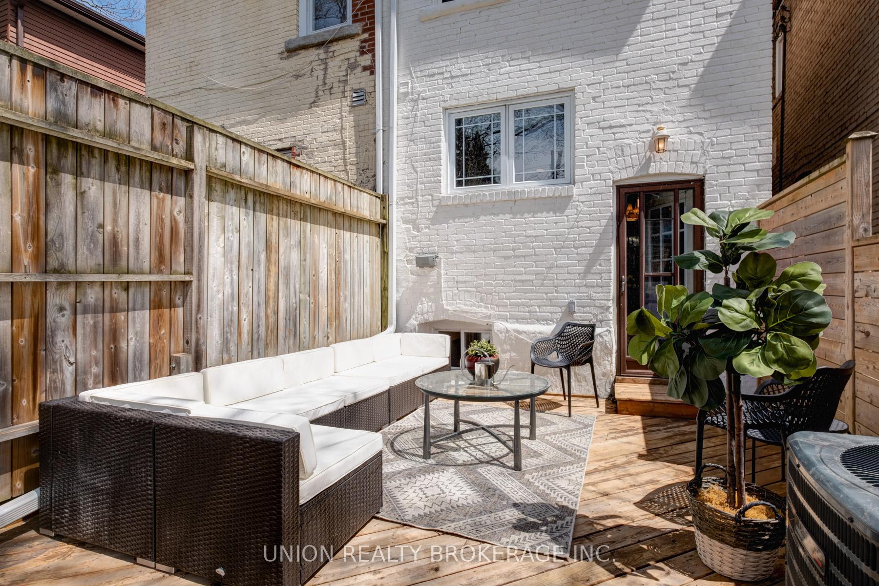 Photo 17 of 146 Beech Avenue, Toronto, The Beaches — HOMEH