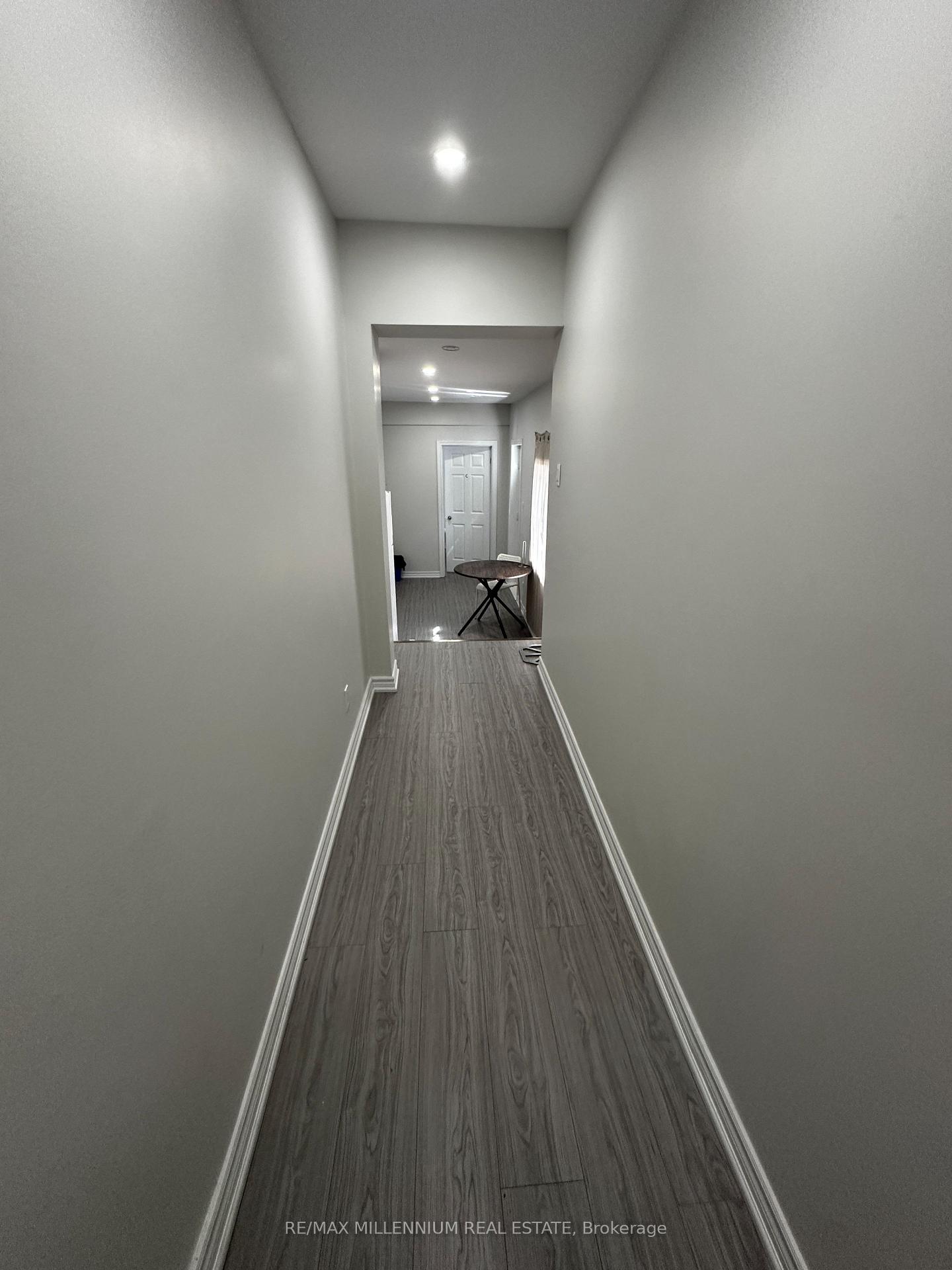 Photo 3 of Unit APT 1, 25 Howard Street, Toronto, North St. James Town — HOMEH
