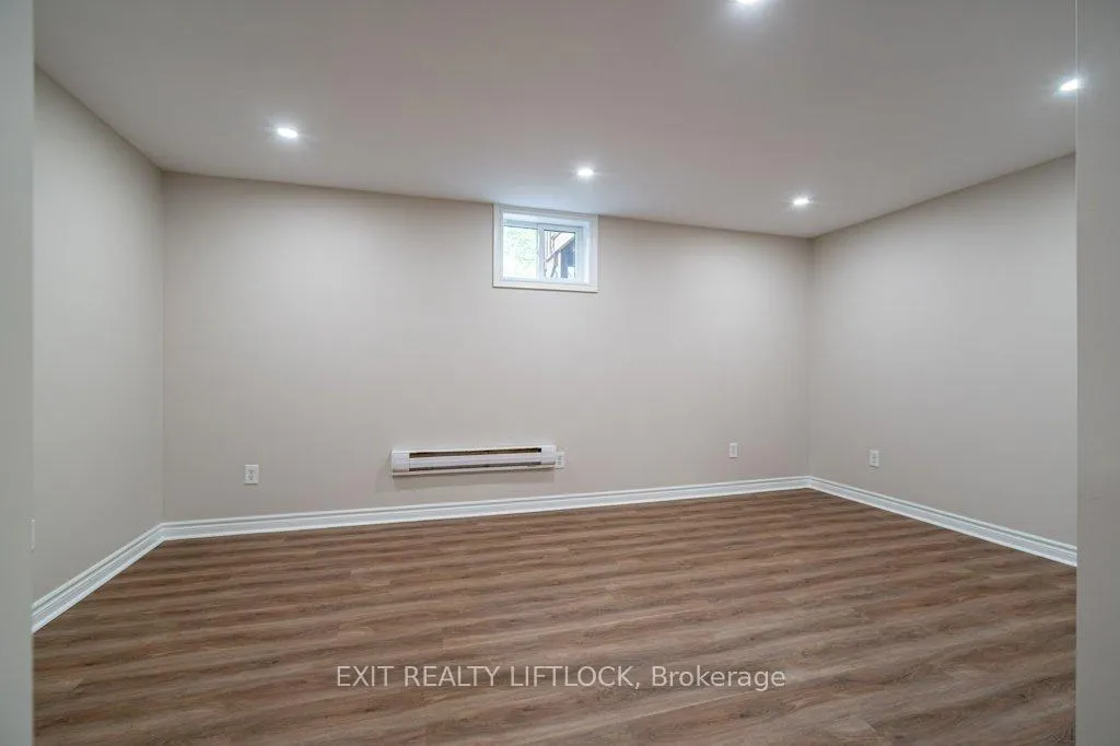 Photo 28 of 2075 Walker Avenue, Peterborough, Ashburnham Ward 4 — HOMEH