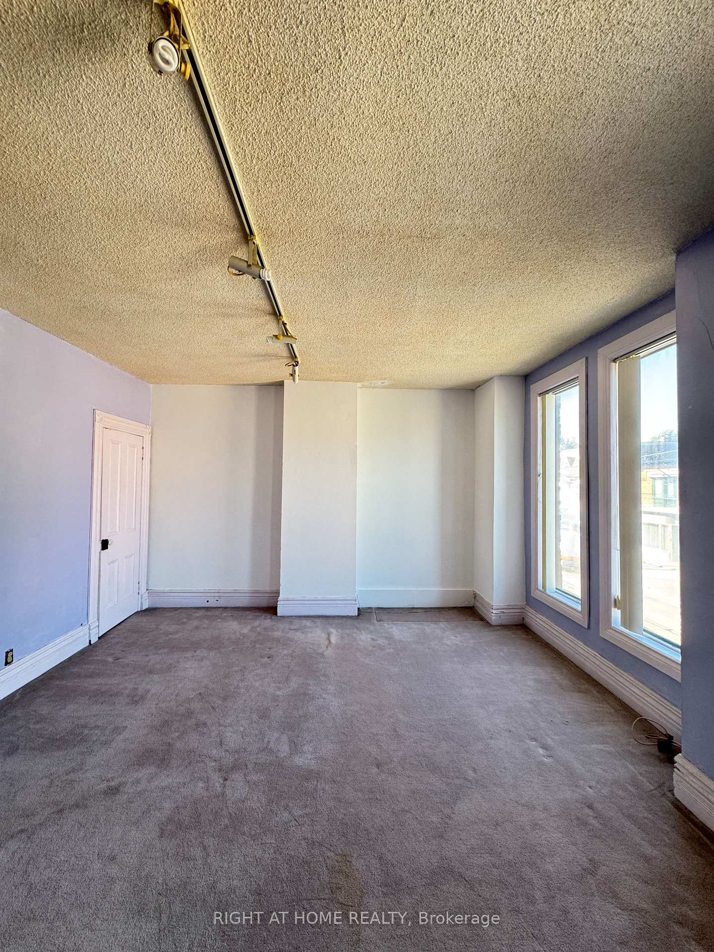 Photo 11 of 755 Gerrard Street E, Toronto, South Riverdale — HOMEH