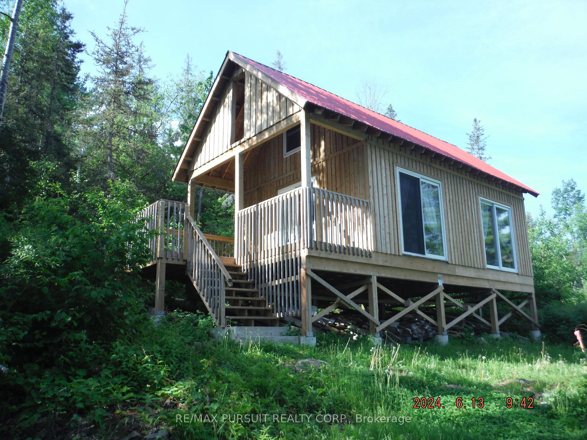 Front of PL25595 Portage Bay