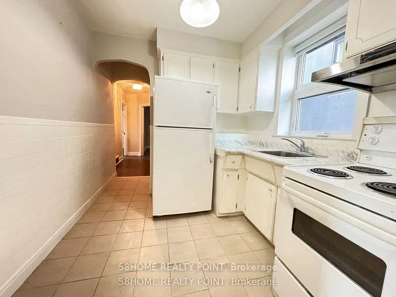 Photo 9 of Unit 1, 374 O'connor Drive, Toronto, East York — HOMEH