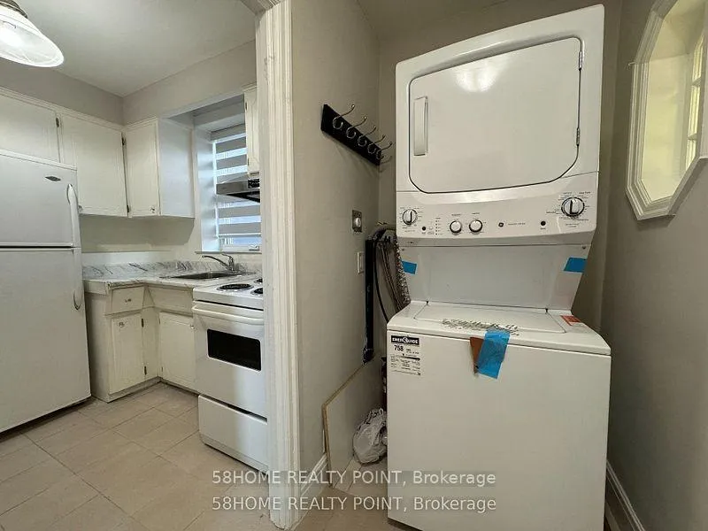 Photo 11 of Unit 1, 374 O'connor Drive, Toronto, East York — HOMEH