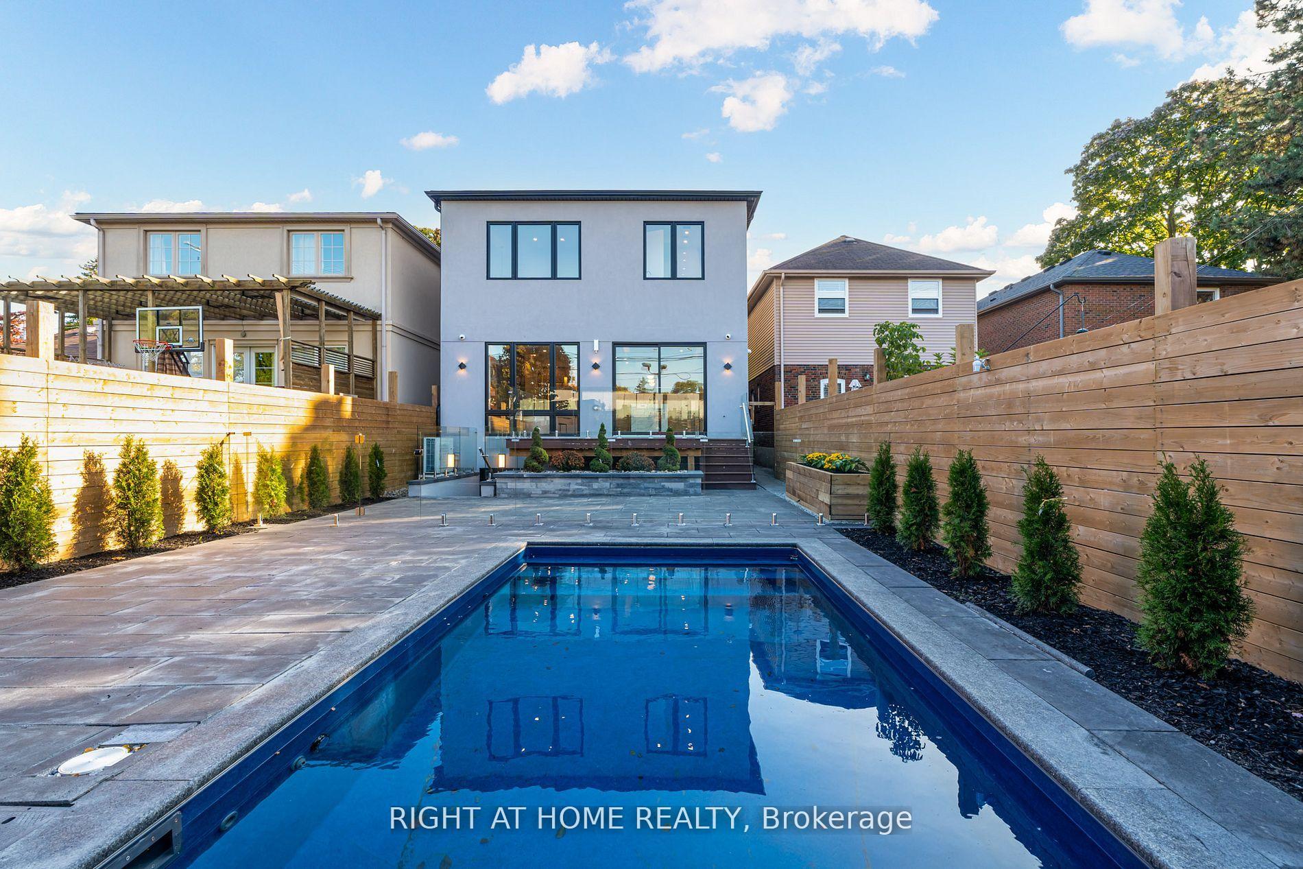 Front of 100 Glenvale Boulevard