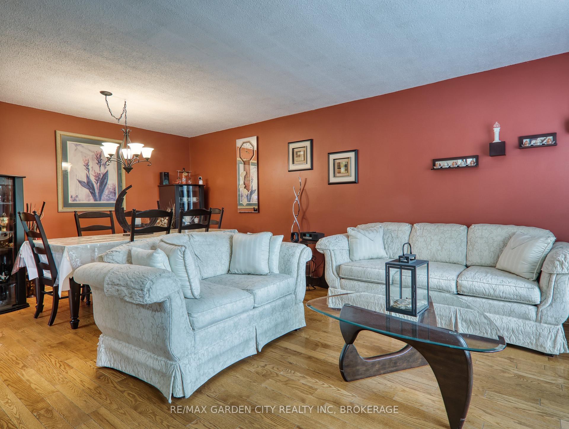 Photo 21 of 196 Keefer Road, Thorold, Confederation Heights — HOMEH