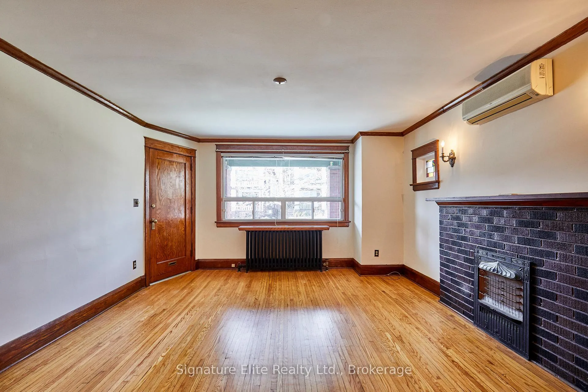 Photo 2 of Unit Main, 23 Hammersmith Avenue, Toronto, The Beaches — HOMEH