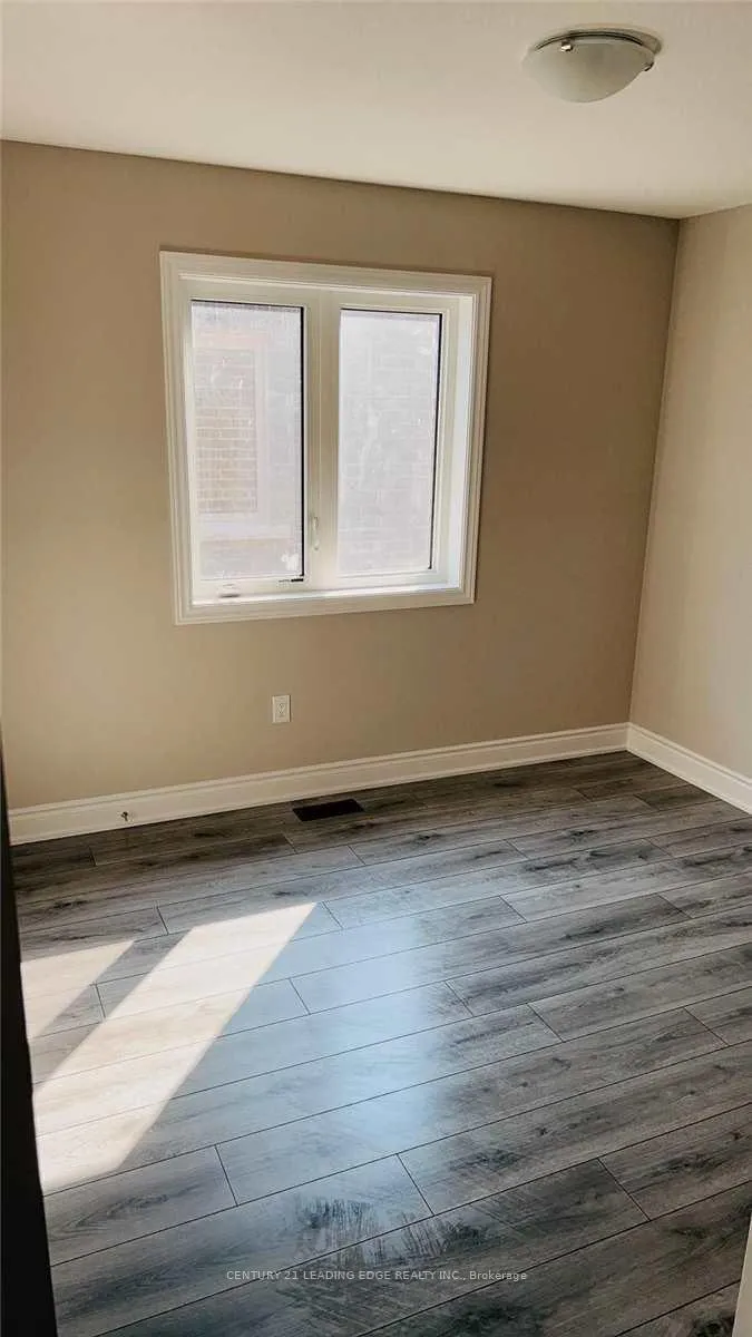 Photo 3 of 124 Sunset Way, Thorold, Rolling Meadows — HOMEH
