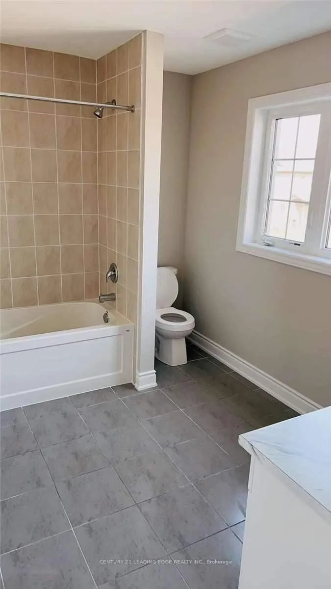 Photo 6 of 124 Sunset Way, Thorold, Rolling Meadows — HOMEH