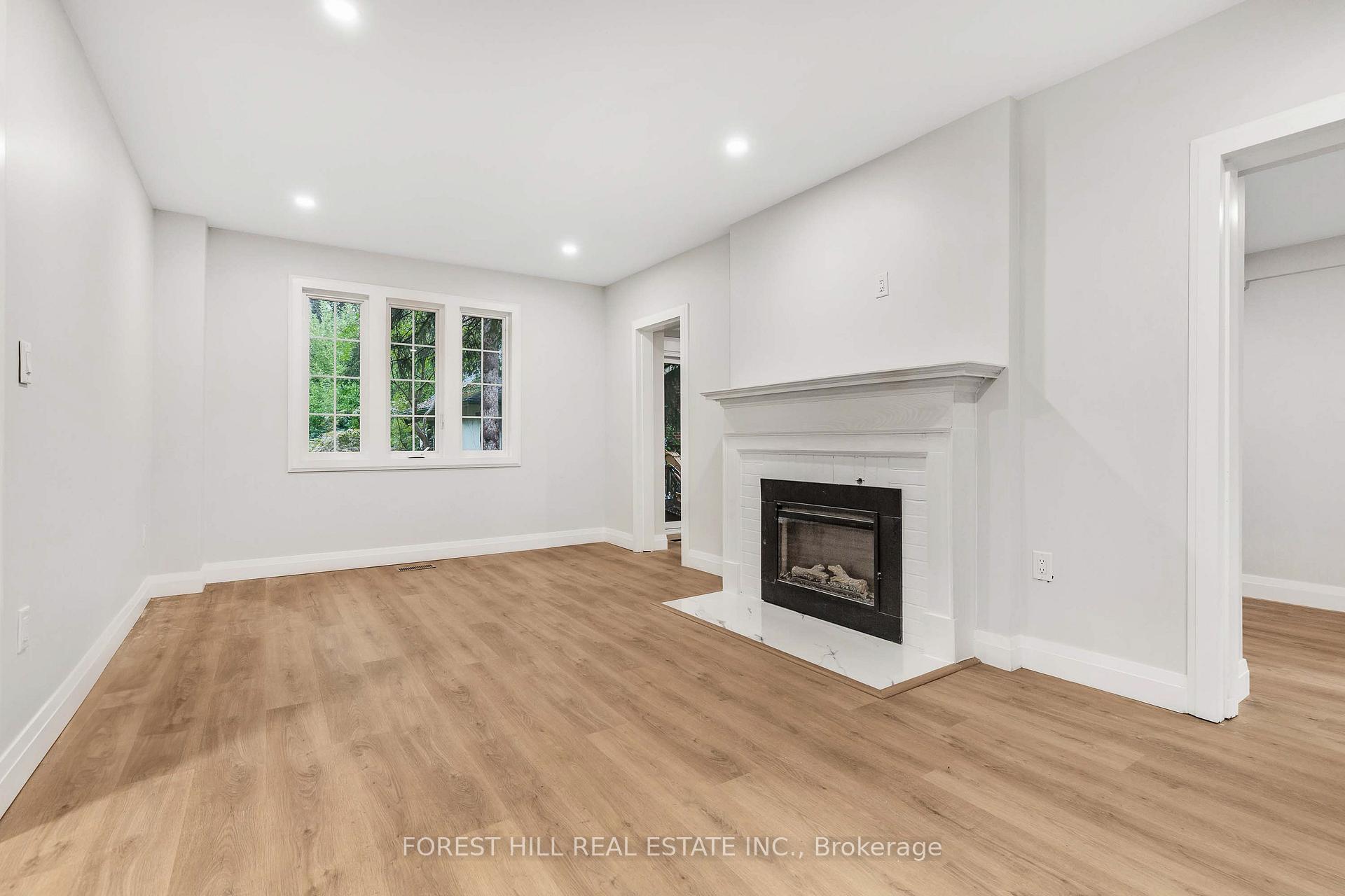 Photo 6 of Unit Upper, 116 Manor Road E, Toronto, Mount Pleasant West — HOMEH