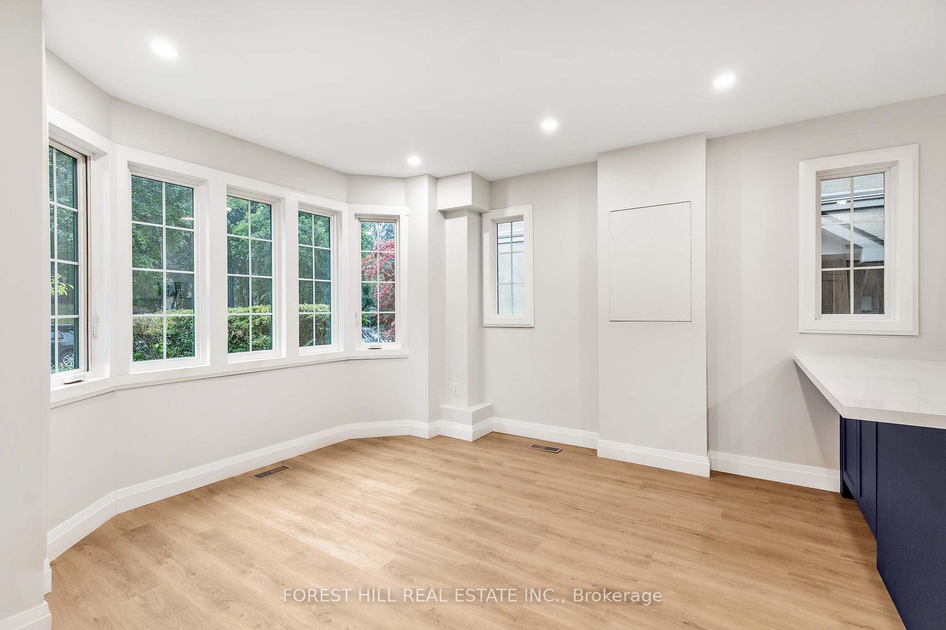 Photo 9 of Unit Upper, 116 Manor Road E, Toronto, Mount Pleasant West — HOMEH