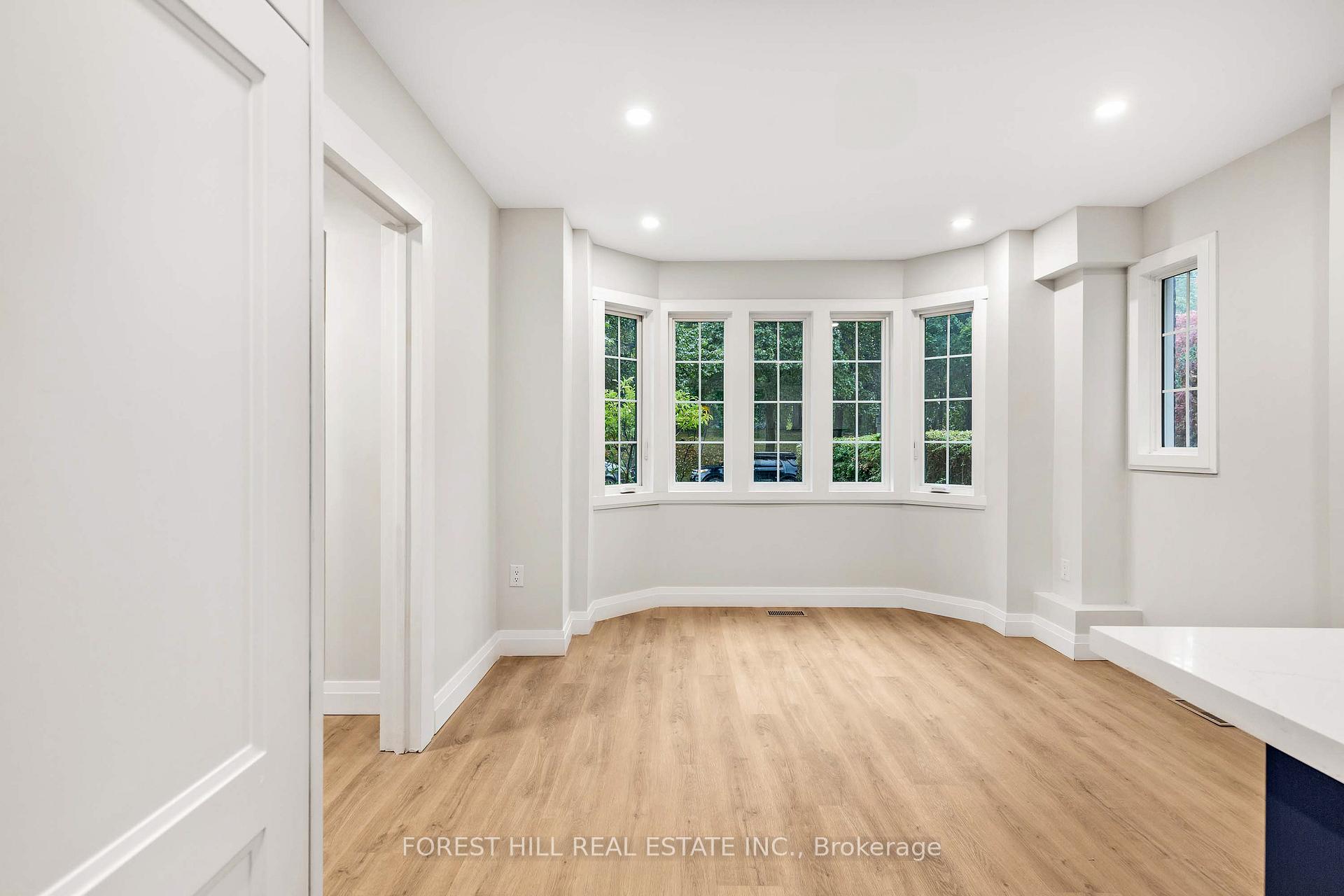 Photo 12 of Unit Upper, 116 Manor Road E, Toronto, Mount Pleasant West — HOMEH