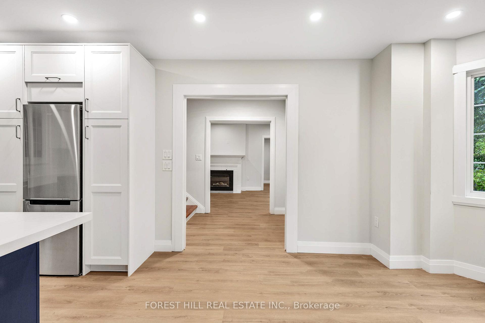 Photo 13 of Unit Upper, 116 Manor Road E, Toronto, Mount Pleasant West — HOMEH