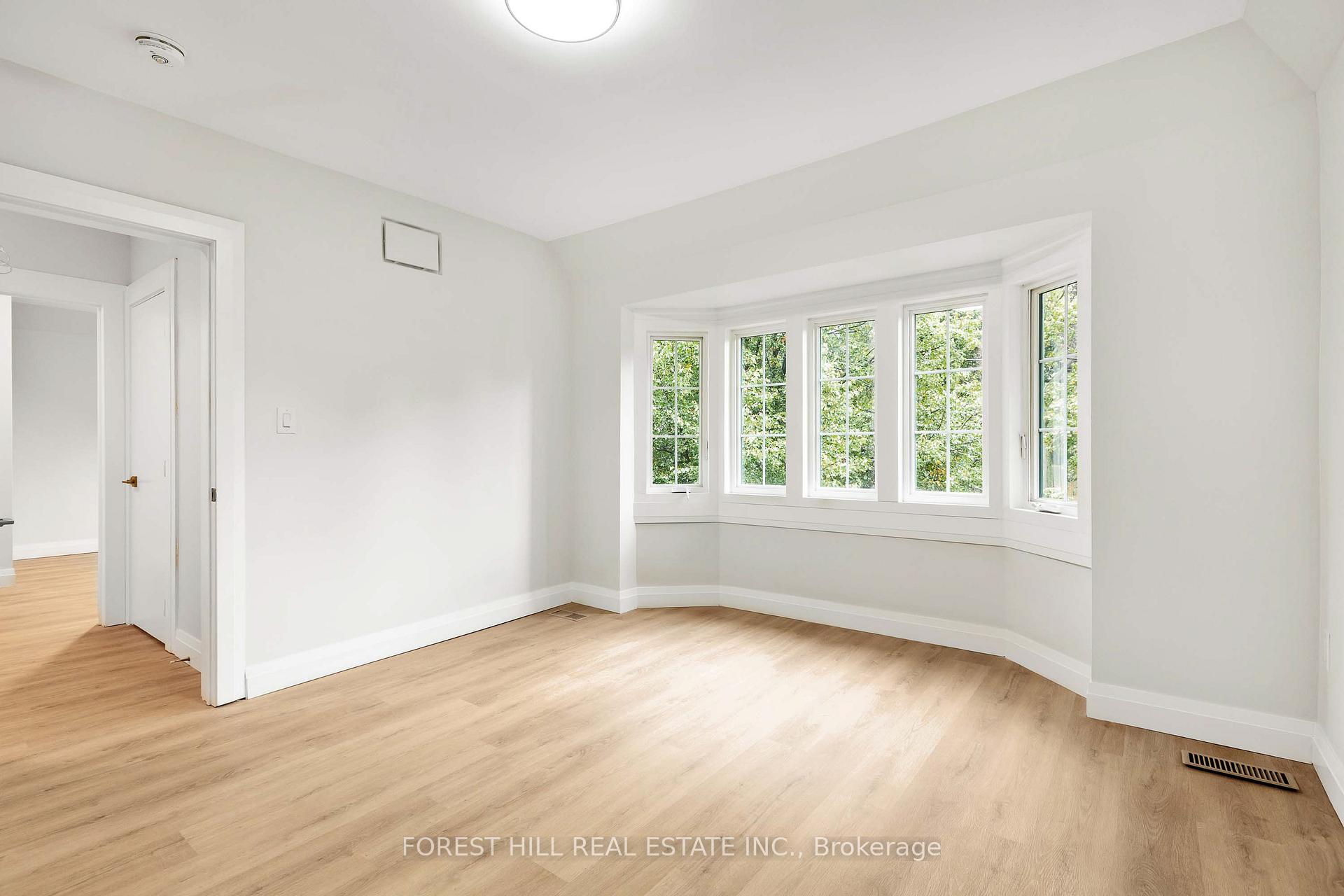 Photo 18 of Unit Upper, 116 Manor Road E, Toronto, Mount Pleasant West — HOMEH