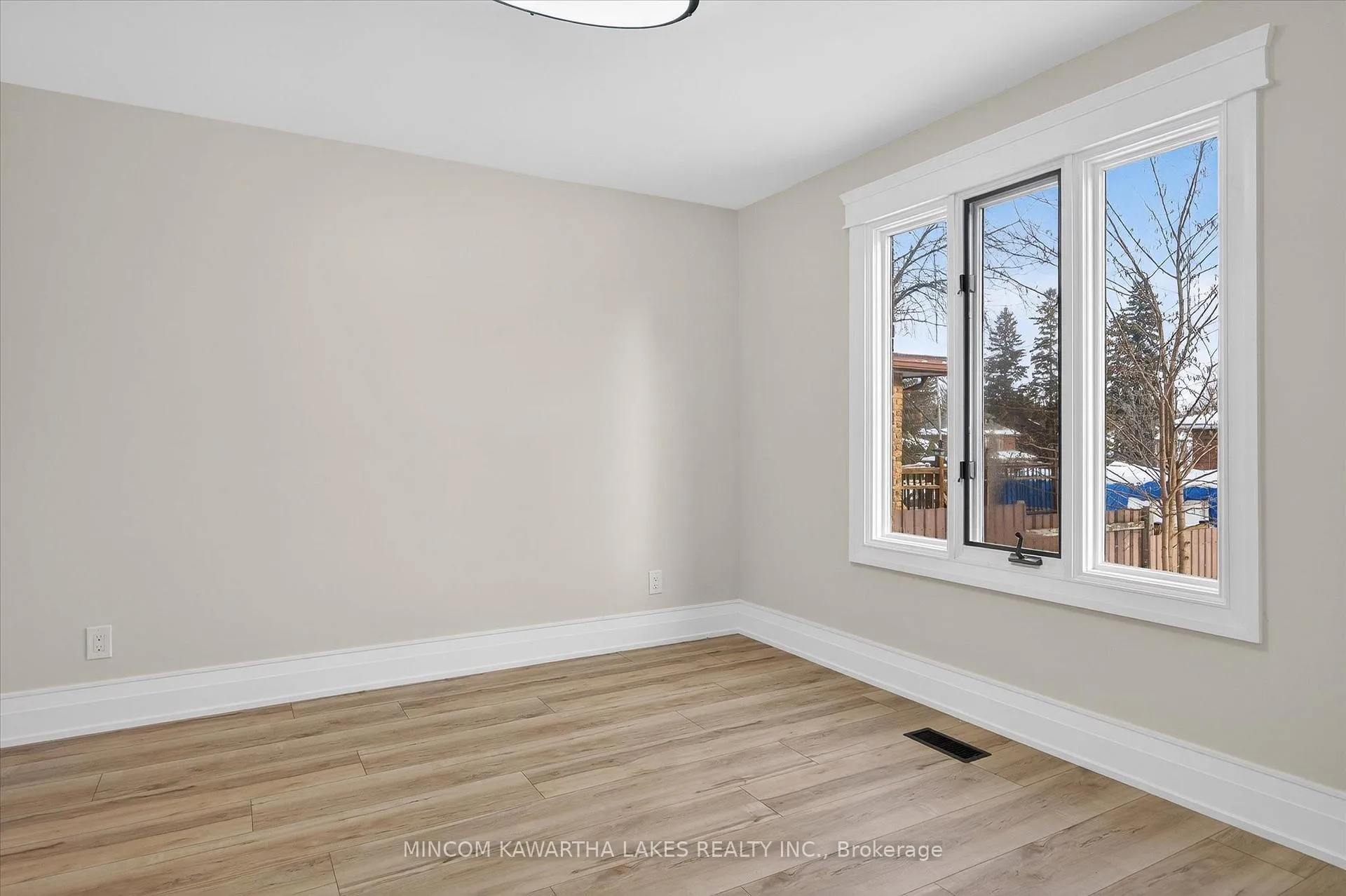 Photo 14 of 1320 Albertus Avenue, Peterborough, Town Ward 3 — HOMEH