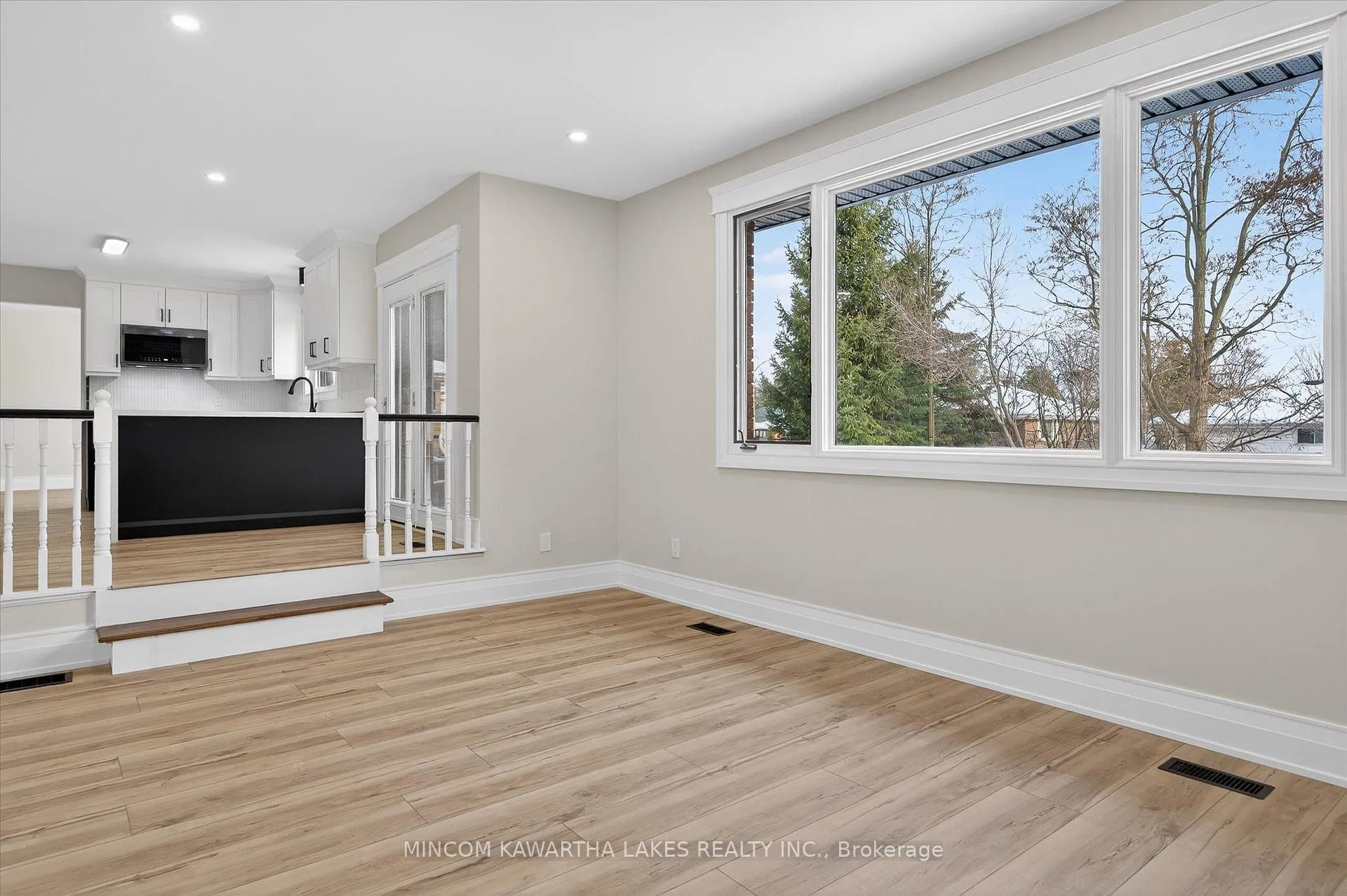 Photo 25 of 1320 Albertus Avenue, Peterborough, Town Ward 3 — HOMEH