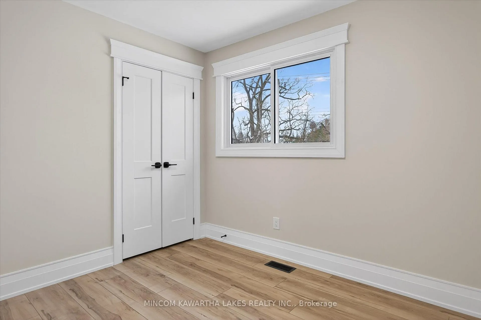 Photo 35 of 1320 Albertus Avenue, Peterborough, Town Ward 3 — HOMEH