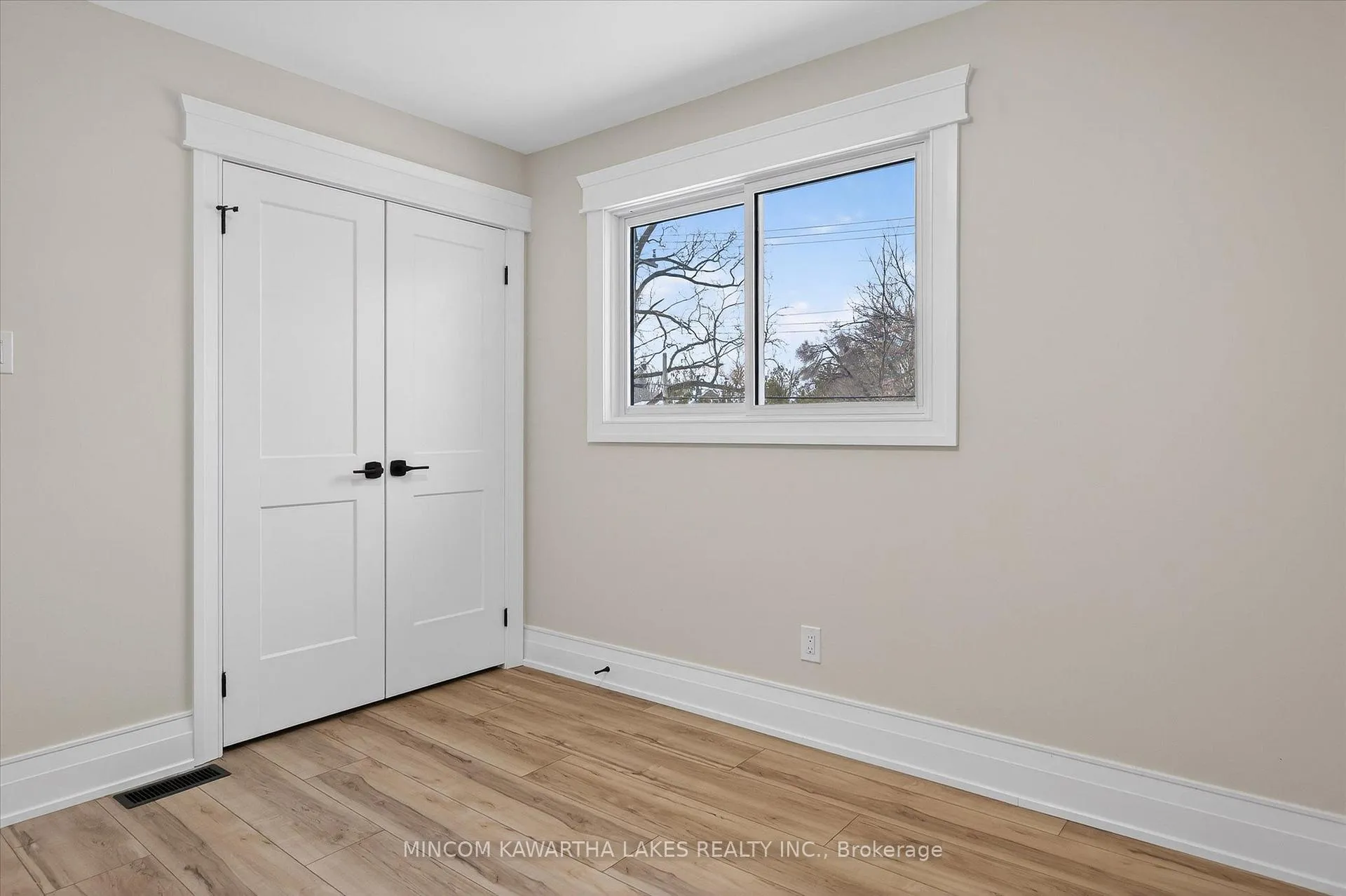 Photo 38 of 1320 Albertus Avenue, Peterborough, Town Ward 3 — HOMEH