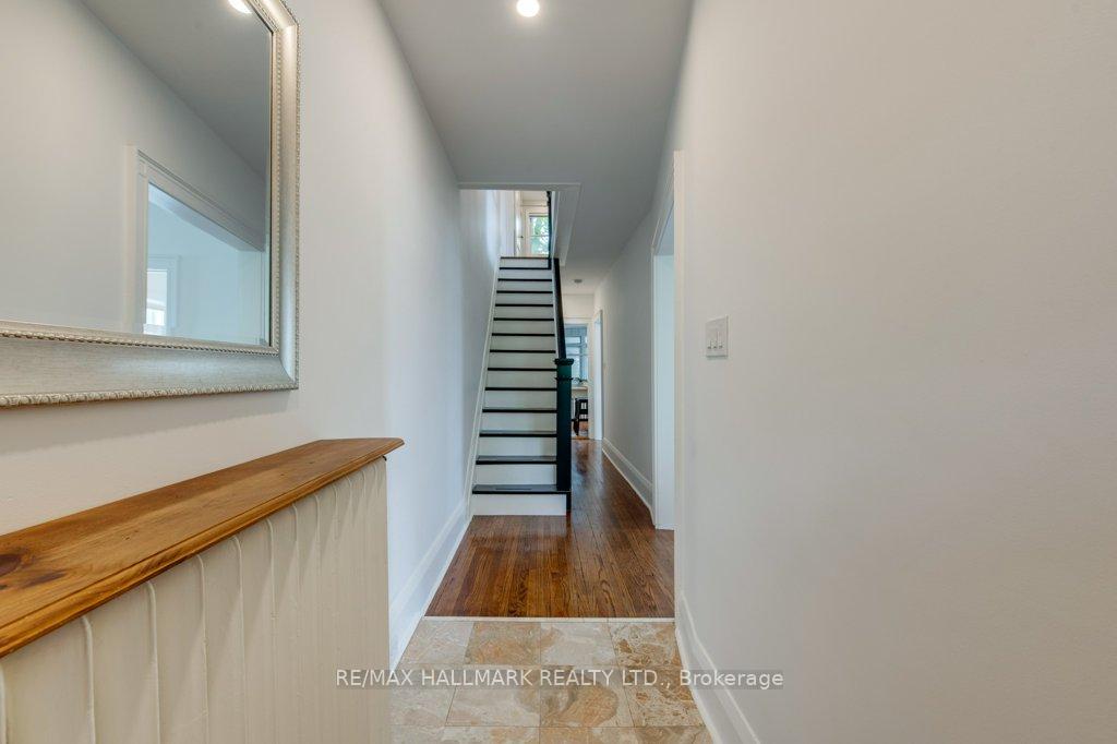 Photo 3 of 243 Sheldrake Boulevard, Toronto, Mount Pleasant East — HOMEH