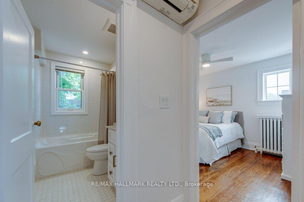 Photo 18 of 243 Sheldrake Boulevard, Toronto, Mount Pleasant East — HOMEH