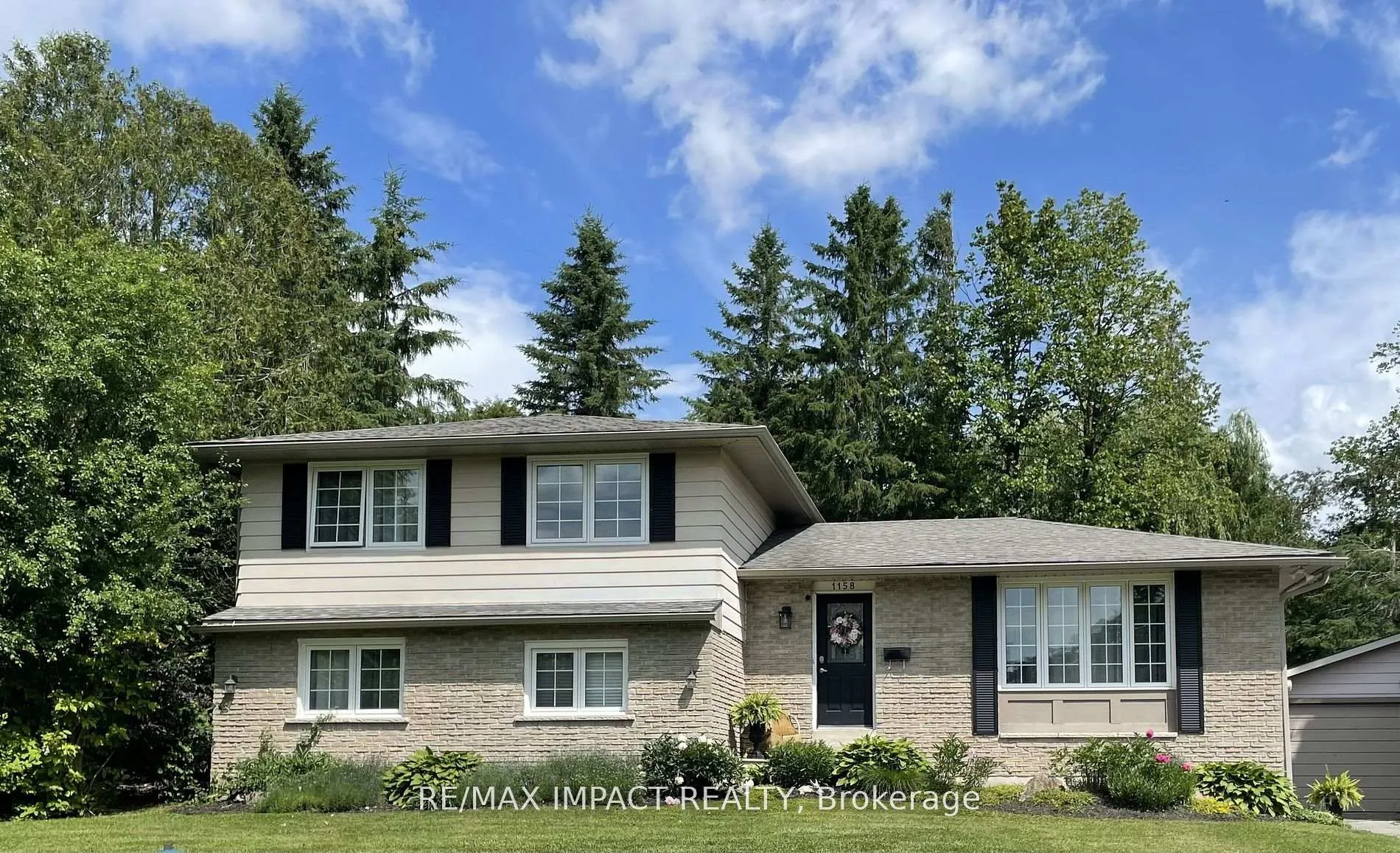 Front of 1158 Weller Street