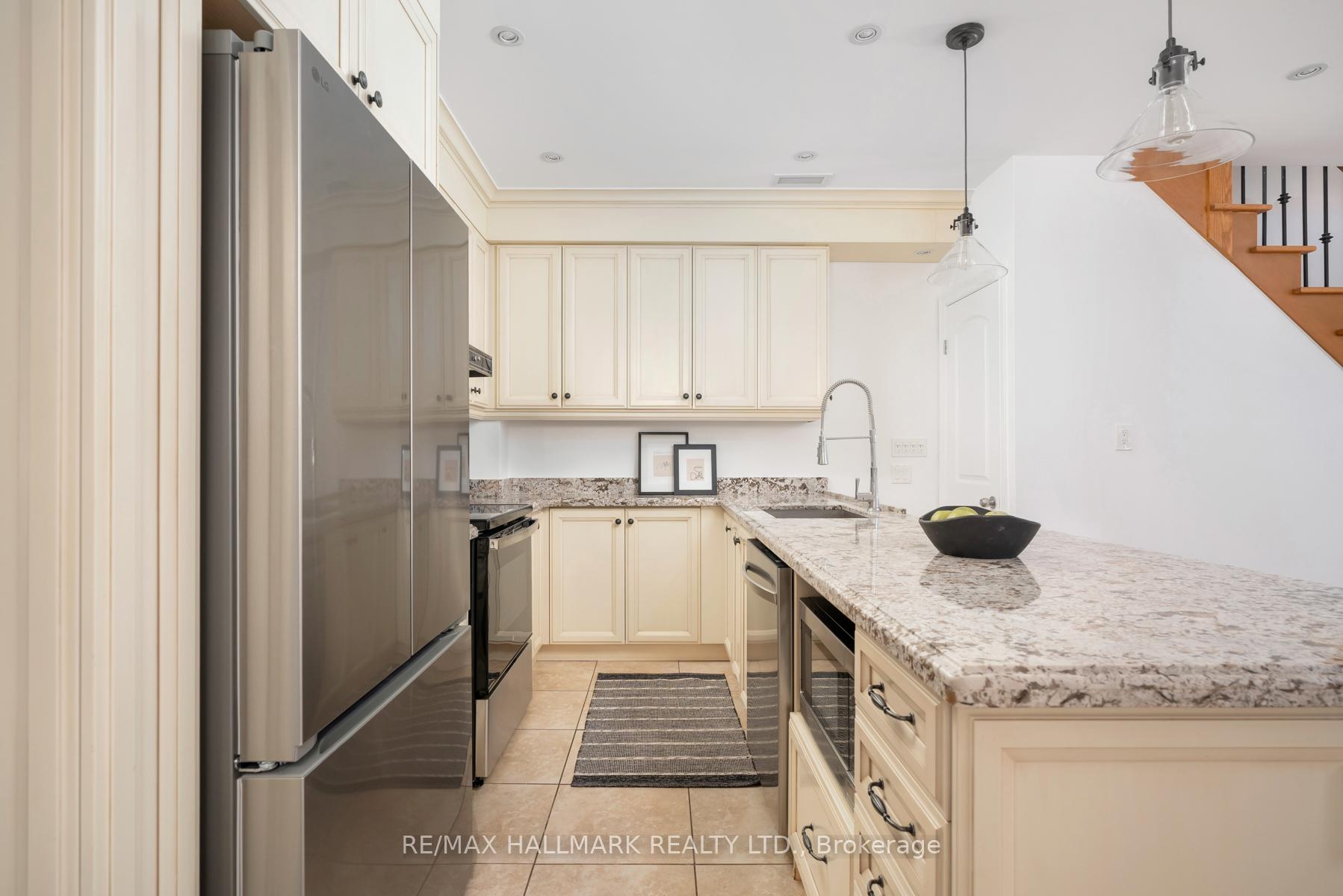 Photo 15 of 21 Mountjoy Avenue, Toronto, Greenwood-Coxwell — HOMEH