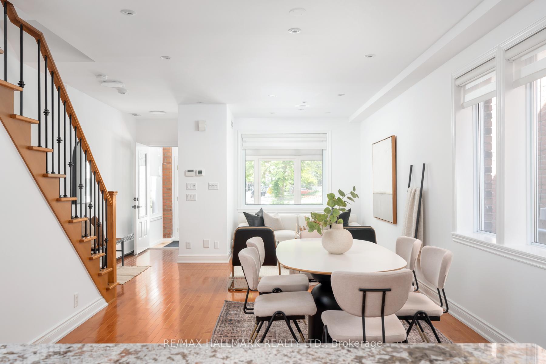 Photo 17 of 21 Mountjoy Avenue, Toronto, Greenwood-Coxwell — HOMEH