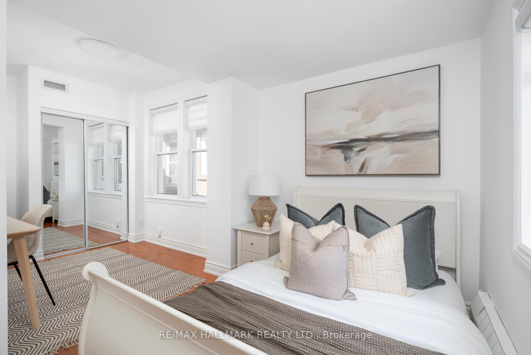 Photo 25 of 21 Mountjoy Avenue, Toronto, Greenwood-Coxwell — HOMEH