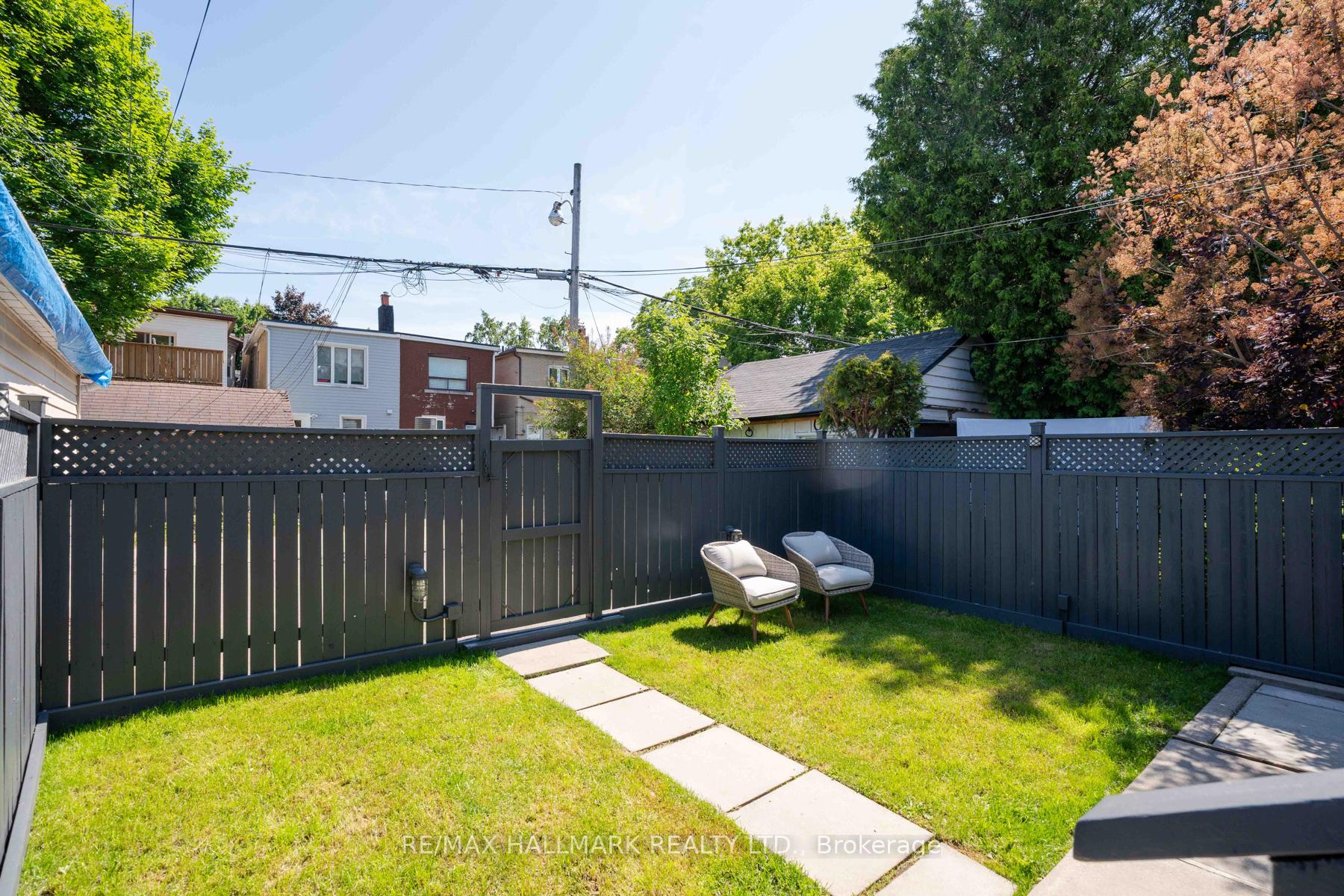 Photo 48 of 21 Mountjoy Avenue, Toronto, Greenwood-Coxwell — HOMEH