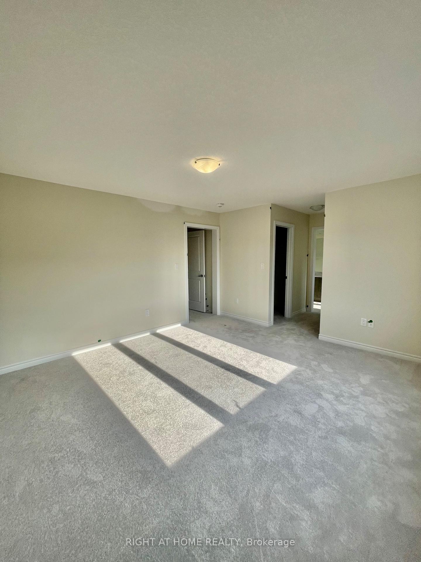 Photo 30 of 409 Barker Parkway, Thorold, Rolling Meadows — HOMEH