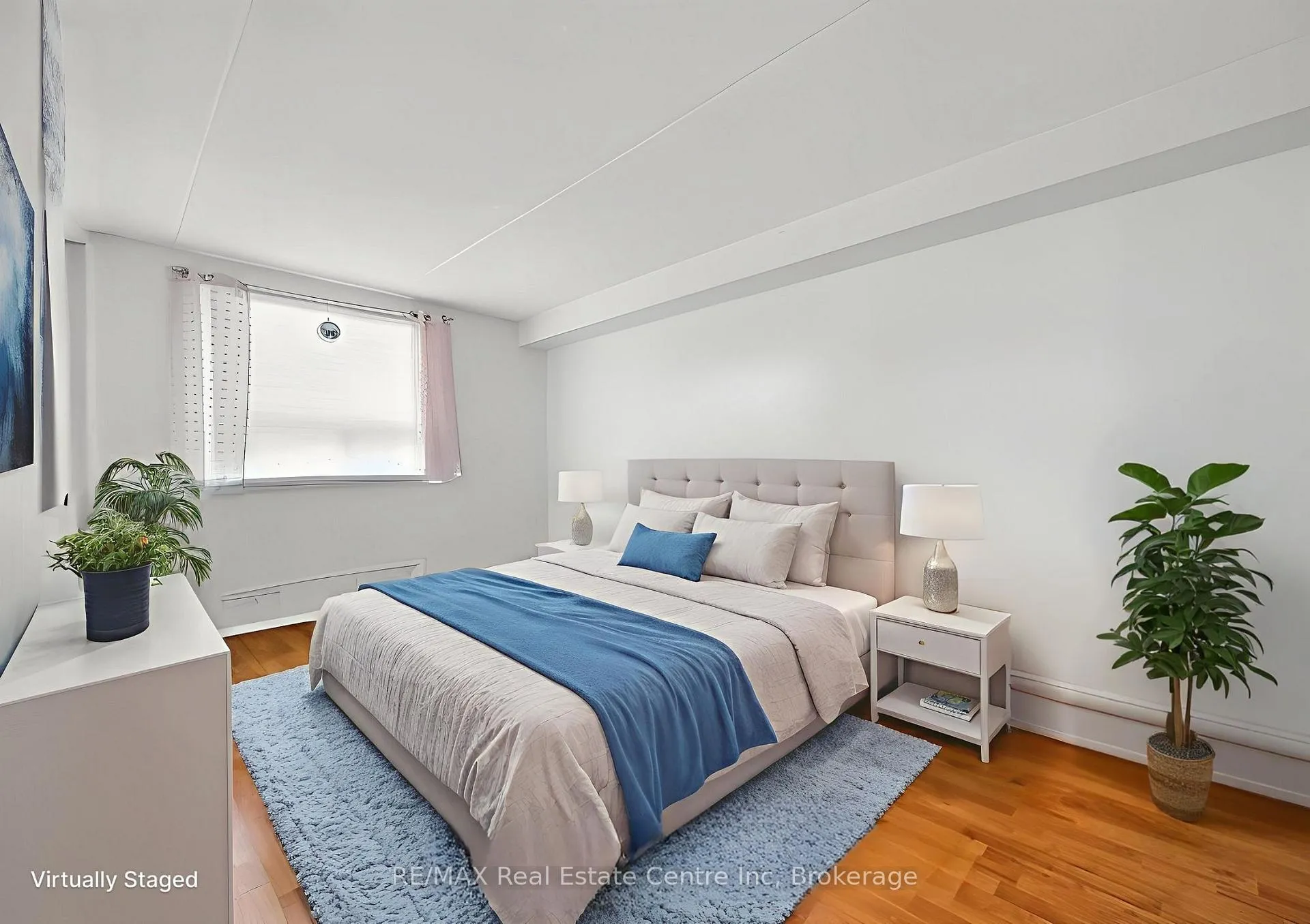 Photo 9 of Unit 310, 65 Silvercreek Parkway N, Guelph, Junction/Onward Willow — HOMEH