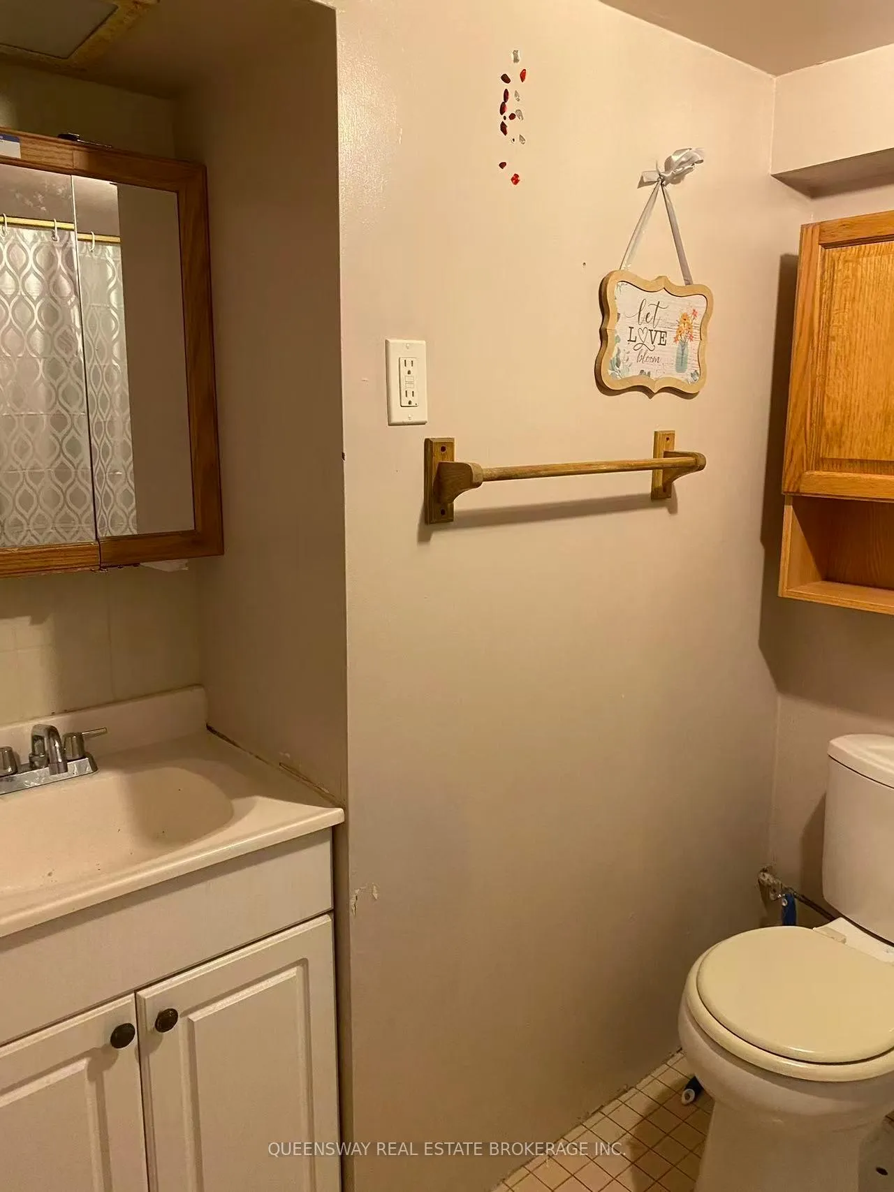 Photo 11 of Unit BSMT, 836 Sammon Avenue, Toronto, Danforth Village-East York — HOMEH