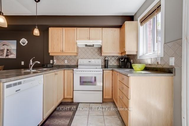 Photo 8 of 246B Berkeley Street, Toronto, Moss Park — HOMEH