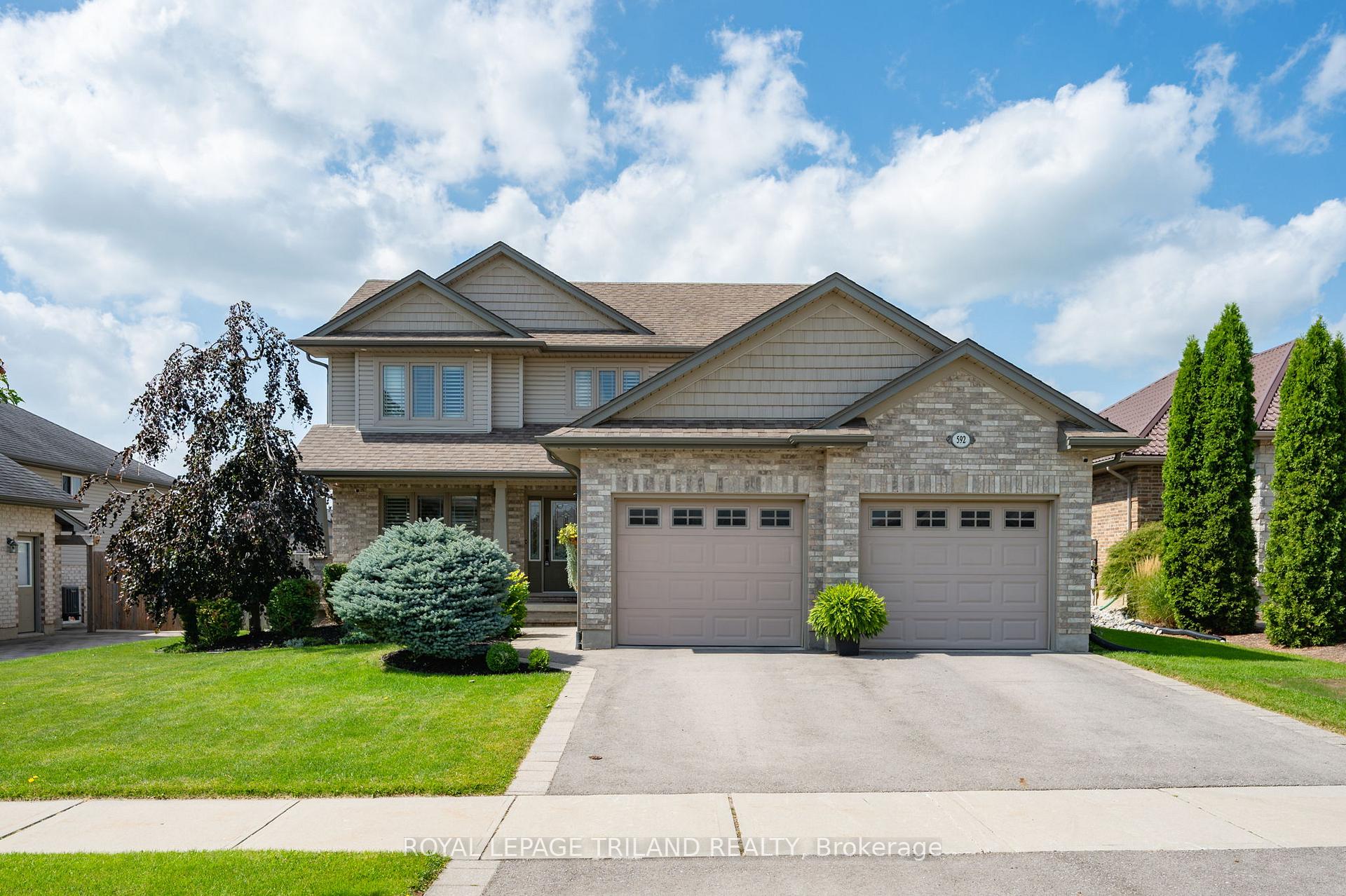 Photo 3 of 592 Darcy Drive, Strathroy-Caradoc, NE — HOMEH