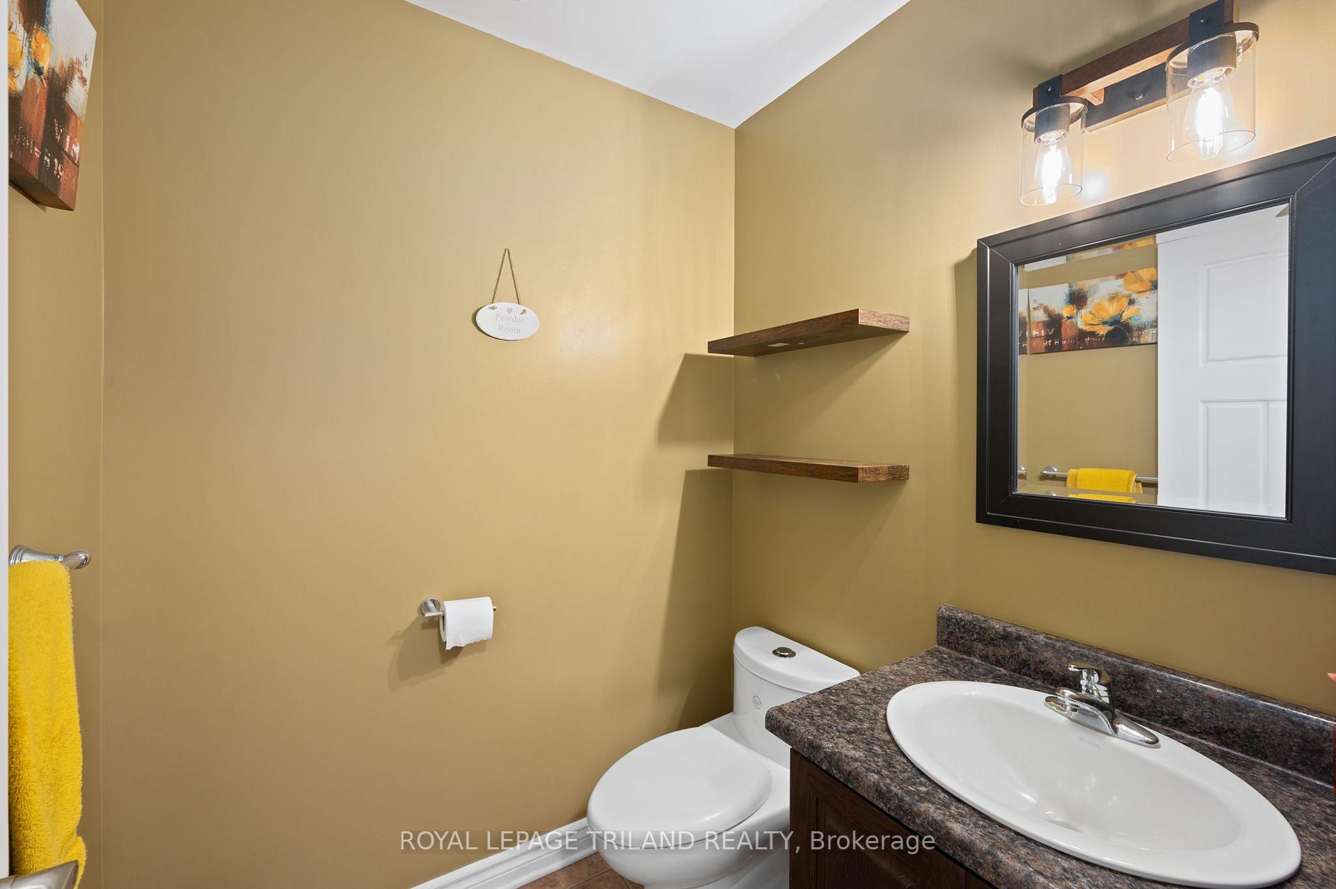 Photo 17 of 592 Darcy Drive, Strathroy-Caradoc, NE — HOMEH