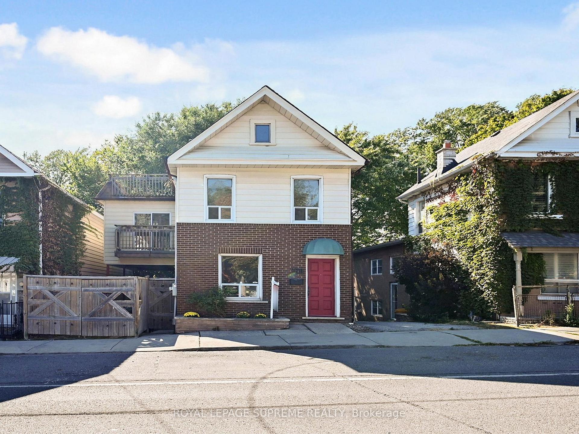 Front of 370 Jones Avenue