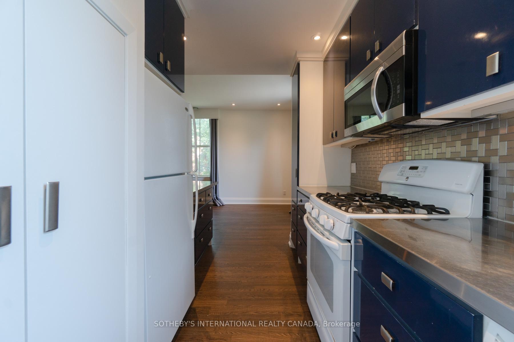 Photo 9 of Unit Unit 2, 215-217 Carlton Street, Toronto, Cabbagetown-South St. James Town — HOMEH