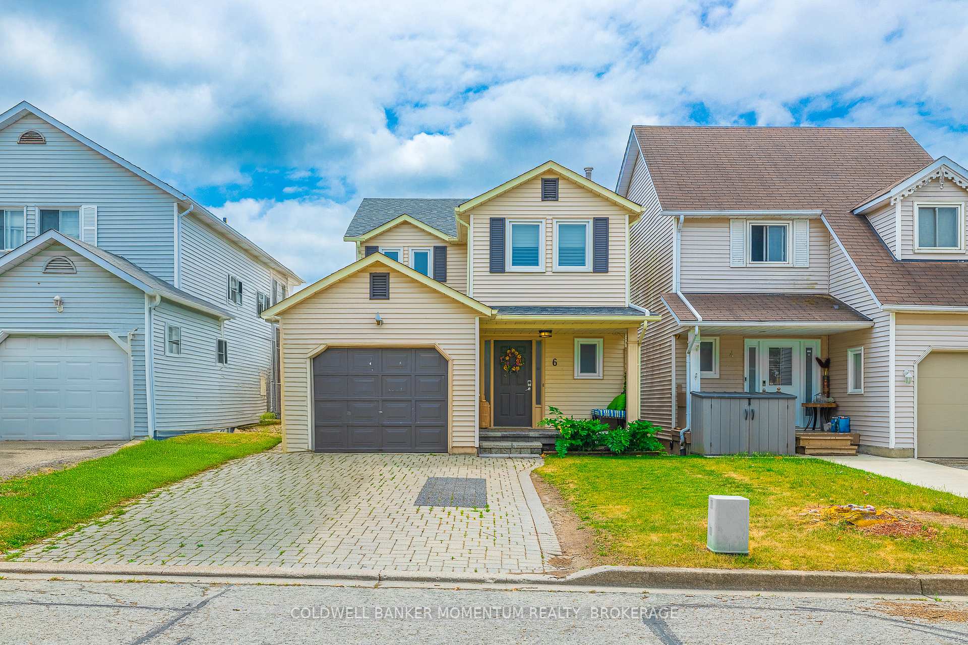 Photo 1 of 6 Rannie Court, Thorold, Confederation Heights — HOMEH
