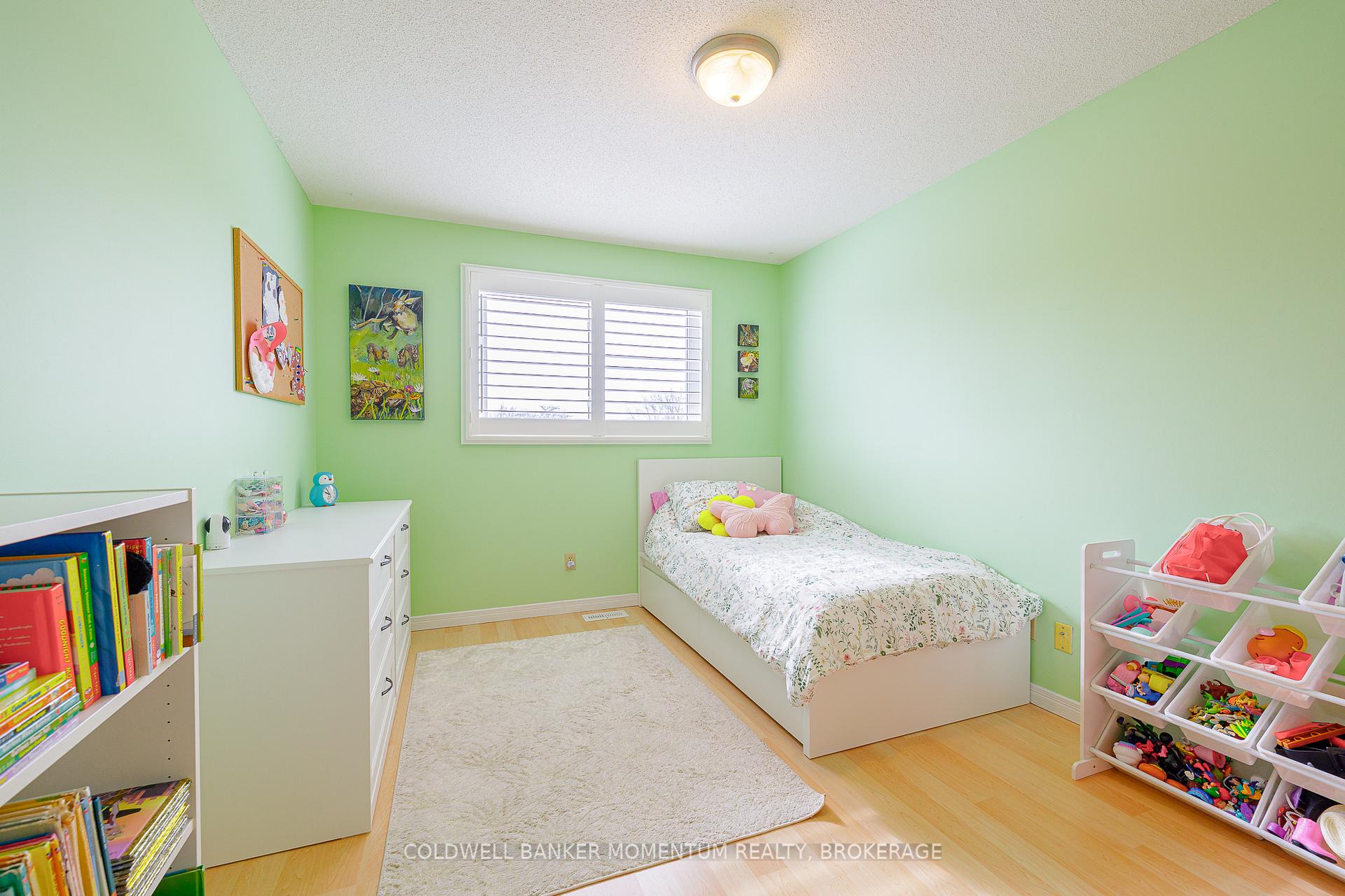 Photo 13 of 6 Rannie Court, Thorold, Confederation Heights — HOMEH