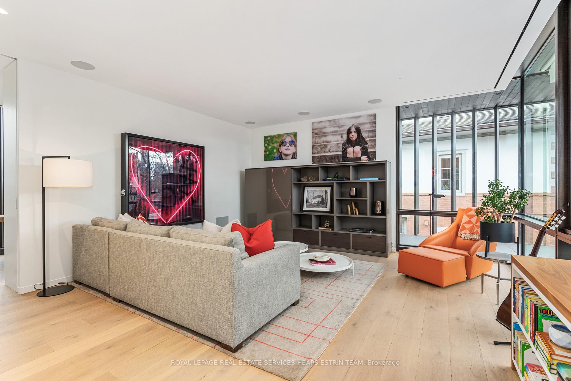 Photo 27 of 11 Thornwood Road, Toronto, Rosedale-Moore Park — HOMEH