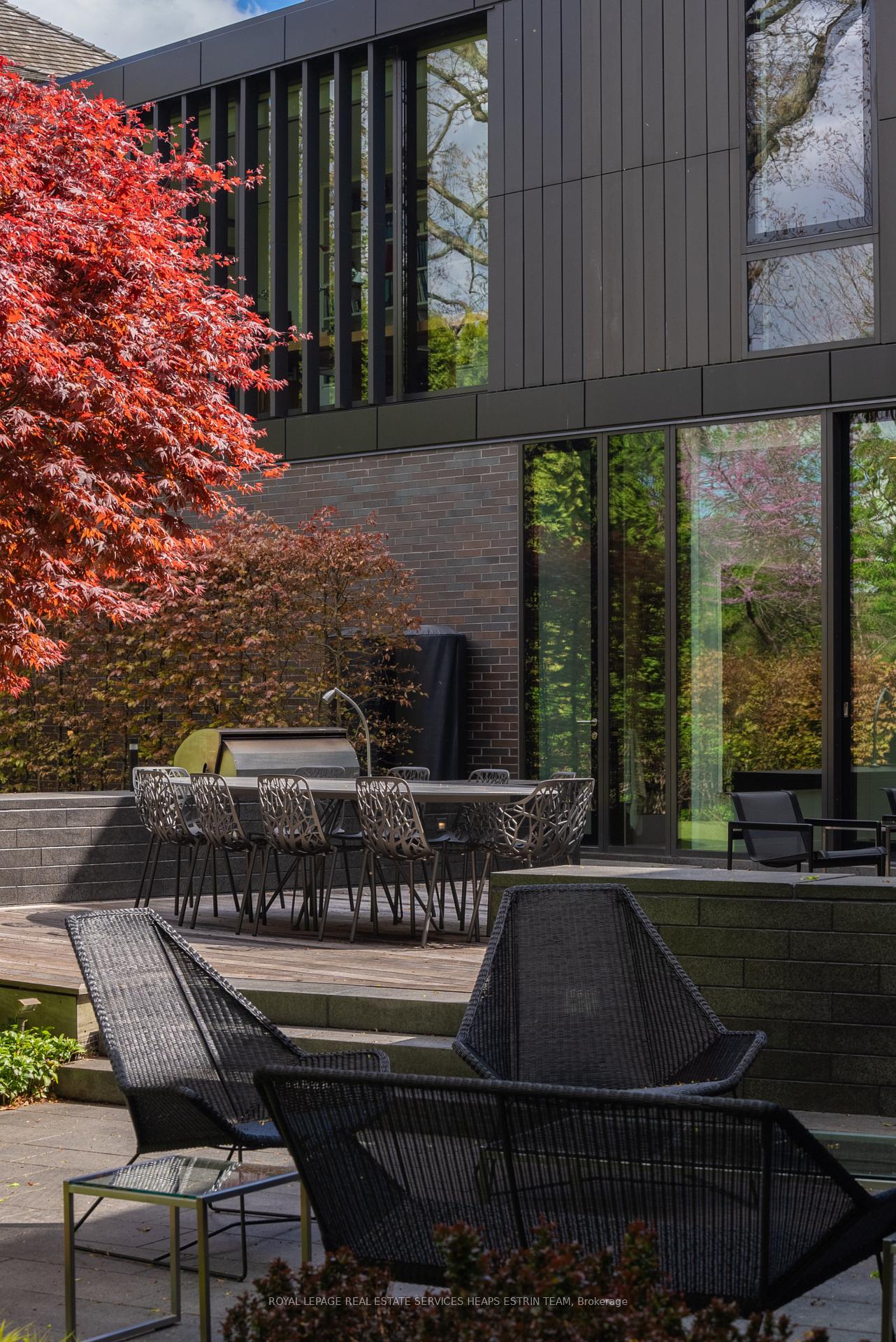 Photo 36 of 11 Thornwood Road, Toronto, Rosedale-Moore Park — HOMEH