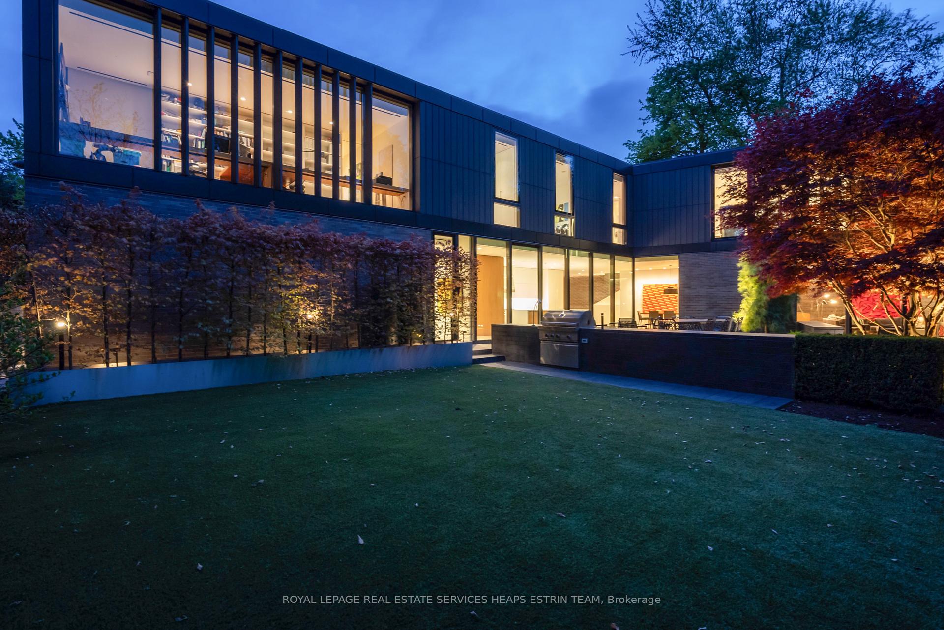 Photo 38 of 11 Thornwood Road, Toronto, Rosedale-Moore Park — HOMEH