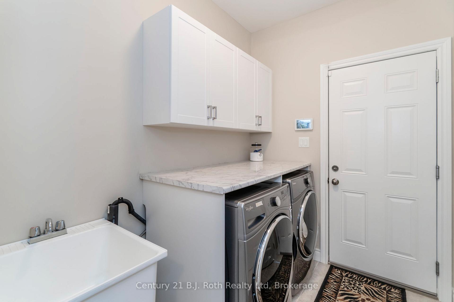 Photo 16 of 4 Charlie Rawson Boulevard, Barrie, Rural Barrie Southwest — HOMEH