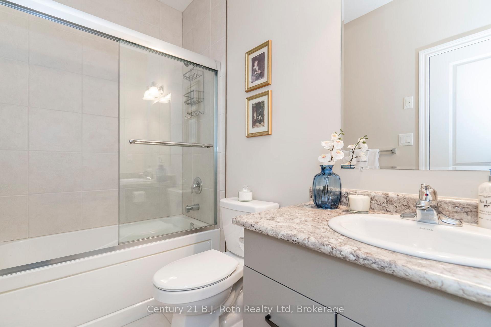 Photo 21 of 4 Charlie Rawson Boulevard, Barrie, Rural Barrie Southwest — HOMEH