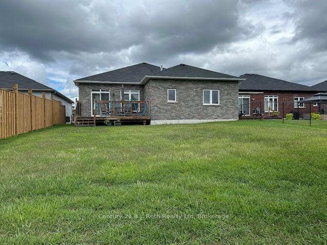 Photo 40 of 4 Charlie Rawson Boulevard, Barrie, Rural Barrie Southwest — HOMEH