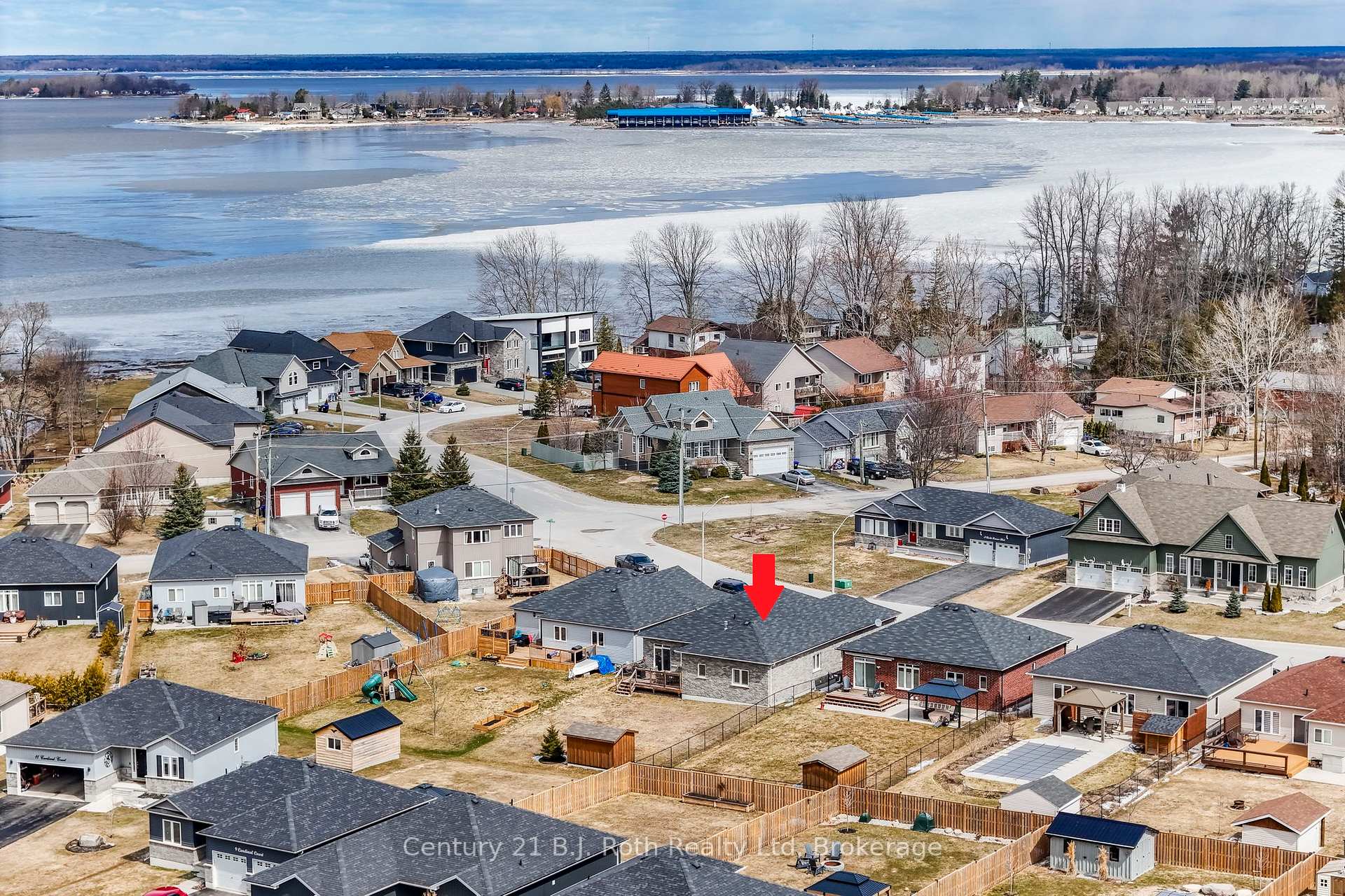 Photo 43 of 4 Charlie Rawson Boulevard, Barrie, Rural Barrie Southwest — HOMEH